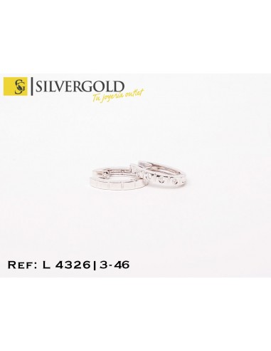 1-3-46-1-L 4326 Pendientes ovales con 5 diamantes cada uno en oro blanco 18 Kt.